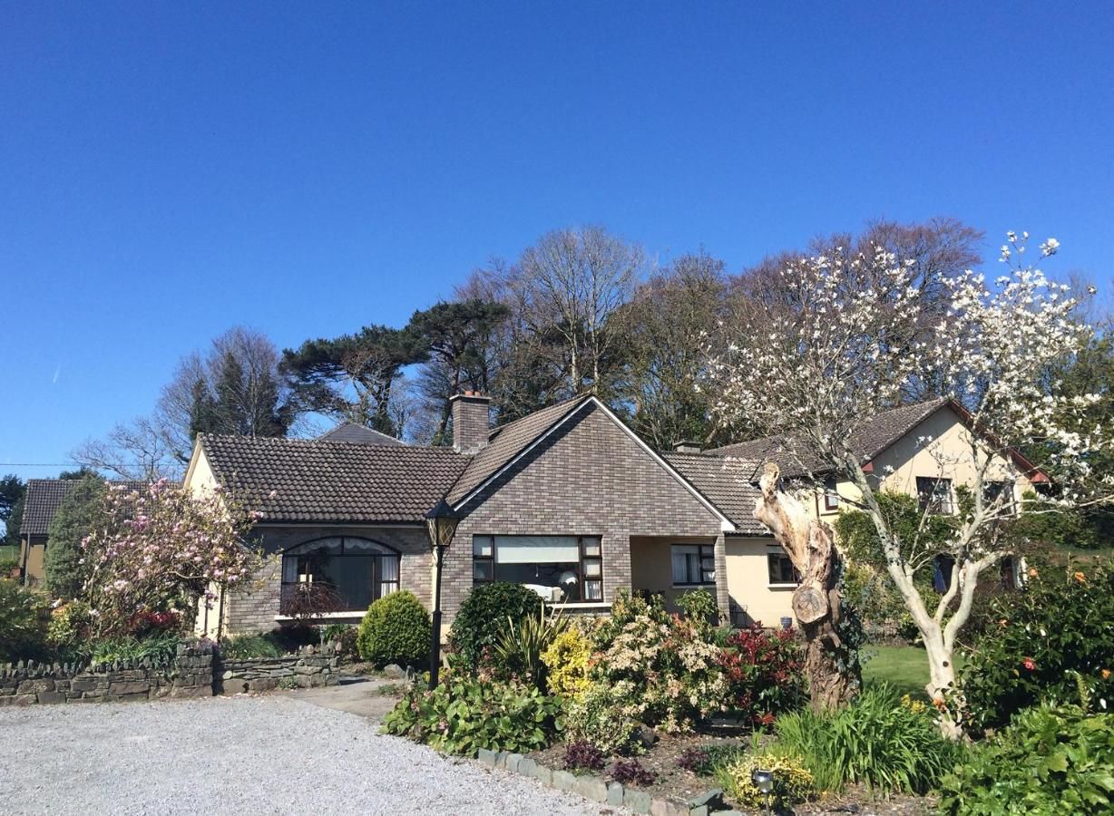 Отели типа «постель и завтрак» Inveraray Farmhouse B&B Бофорт-4